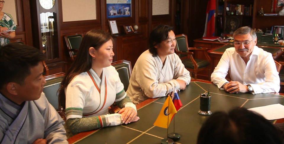 С.Жавхланг Халимагийн Ерөнхийлөгч хүлээн авч уулзан, 50 хүнтэй баг илгээхээ амлажээ